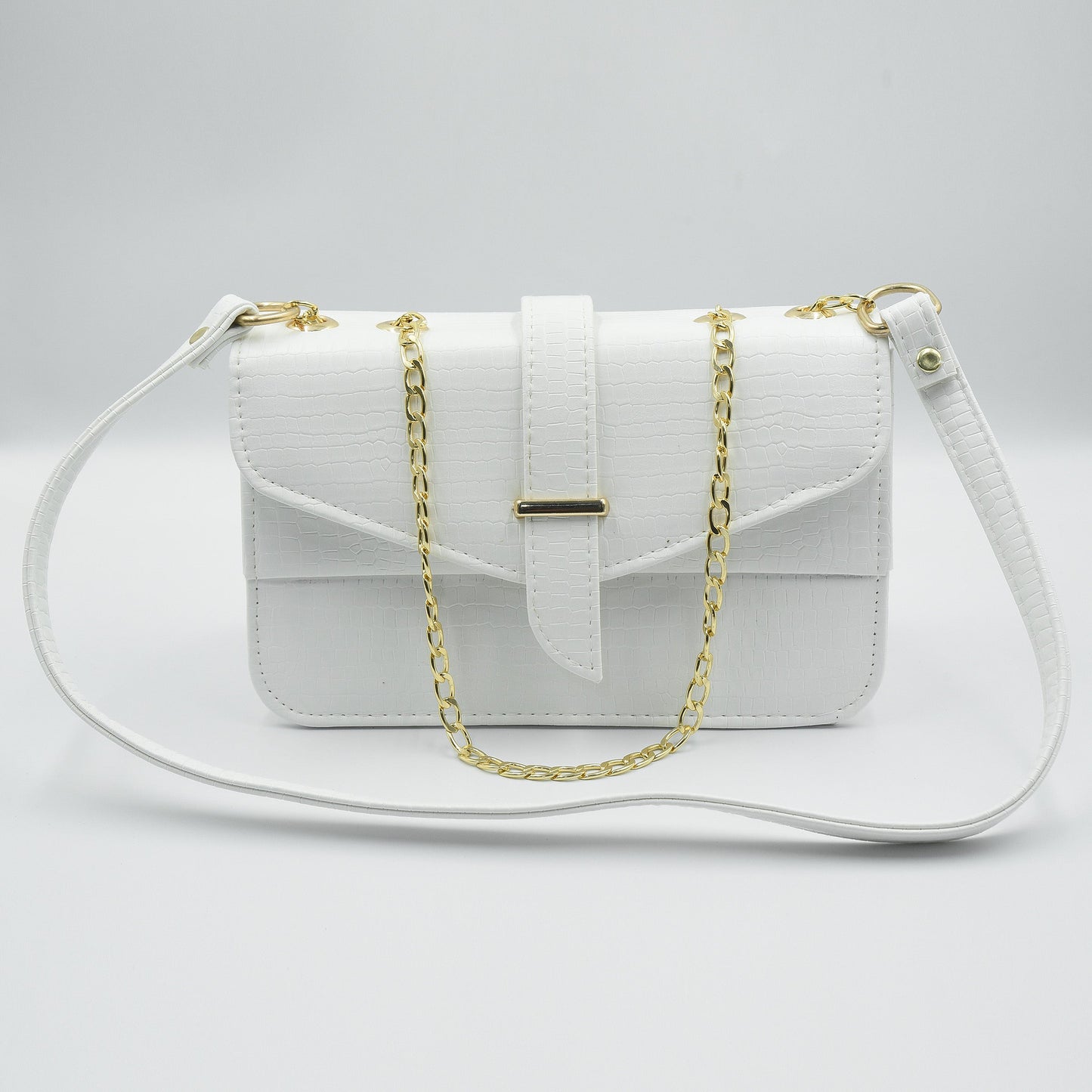 Stylisha crossbody chain bag - White