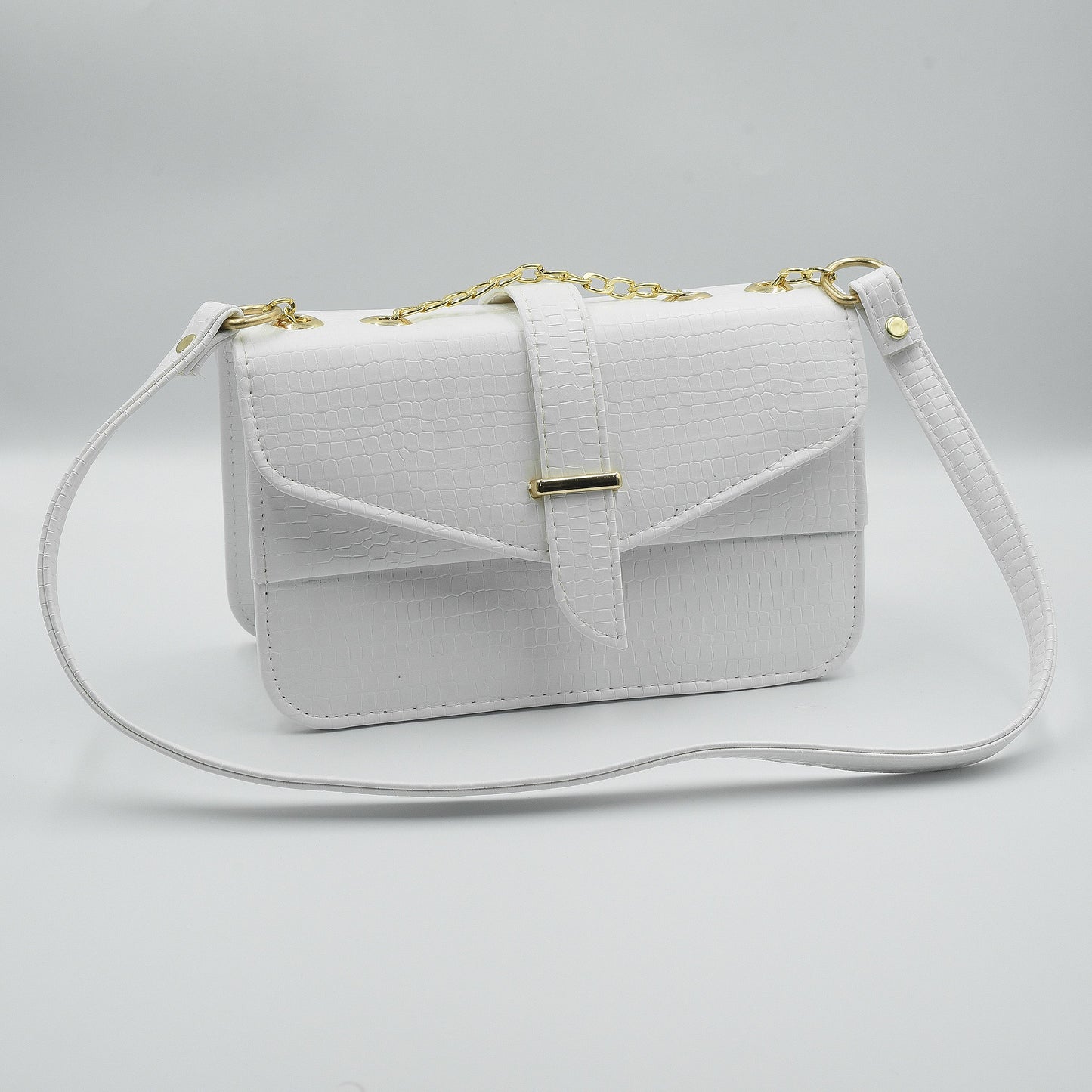 Stylisha crossbody chain bag - White