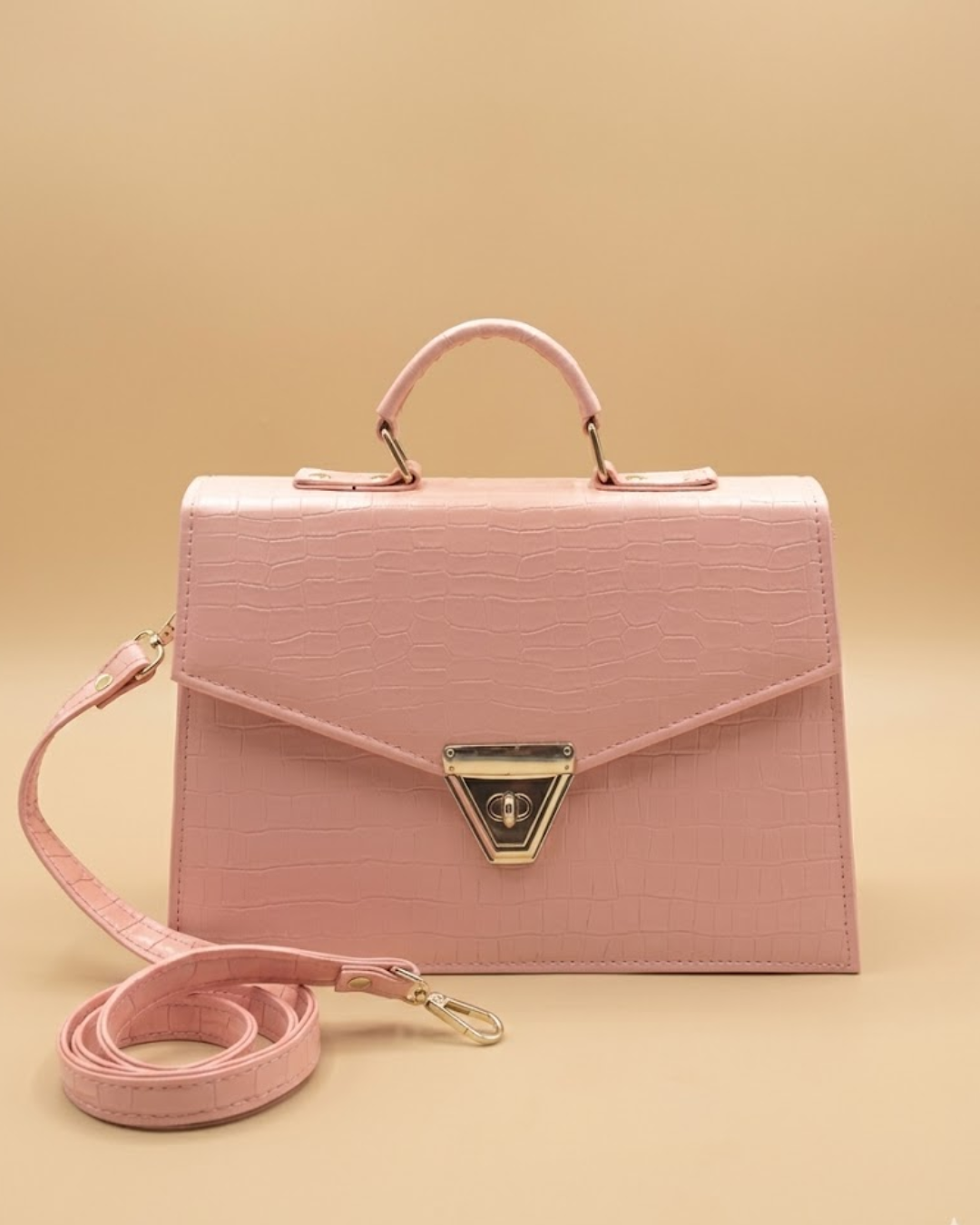 Quaint Crossbody Bag - Peach