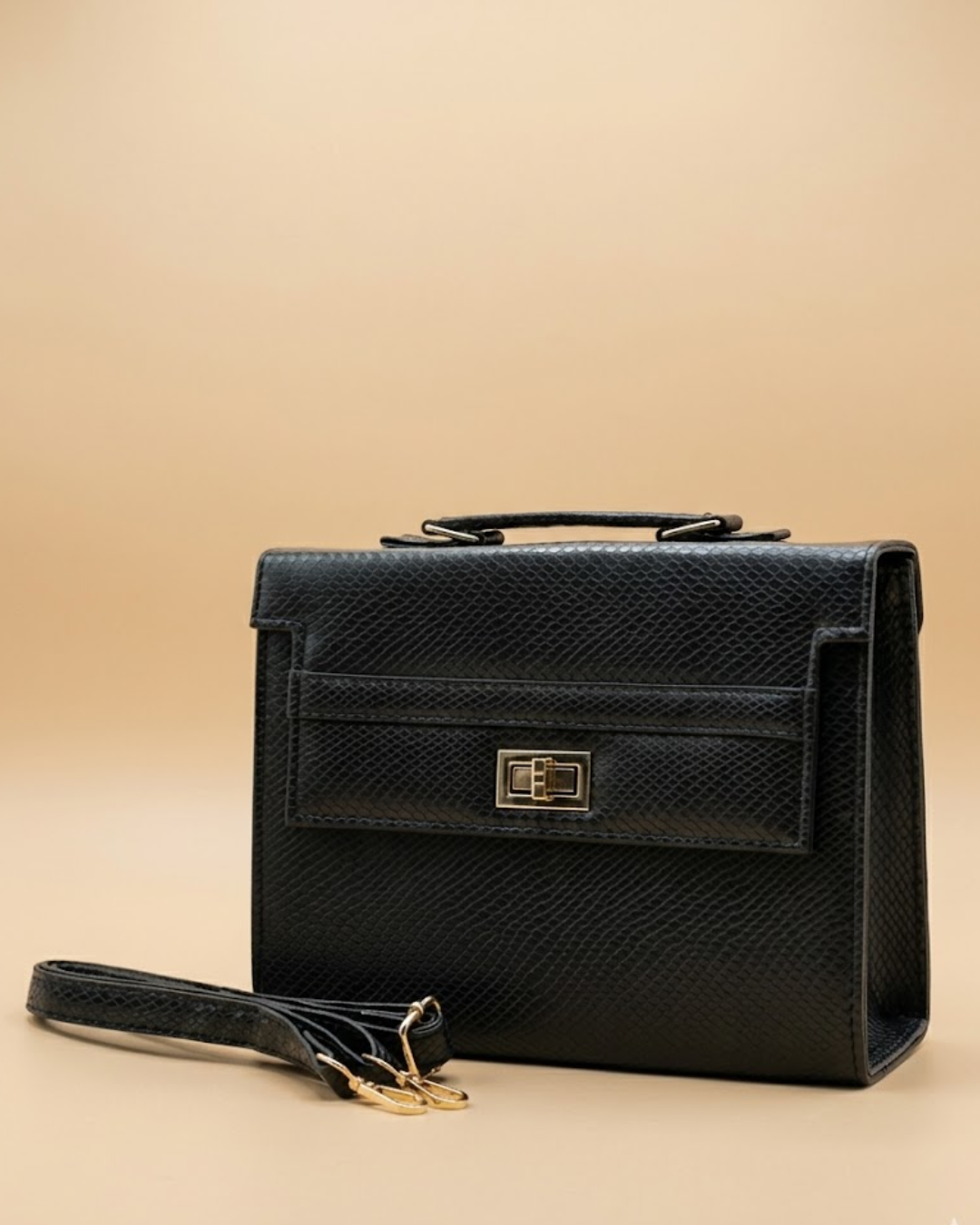 claire Handbag For Women - Black