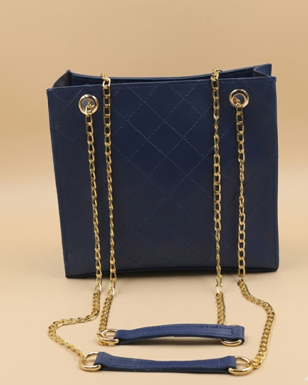 Regalia long chain crossbody Bag